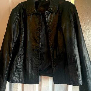 Light weight Lambskin Black leather jacket